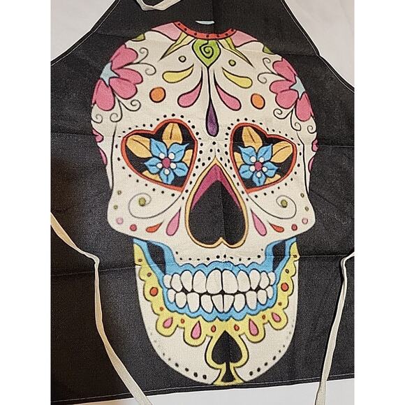 Kitchen Crafting Apron Canvas Over the Neck White Skull Floral Design - Picture 2 of 6